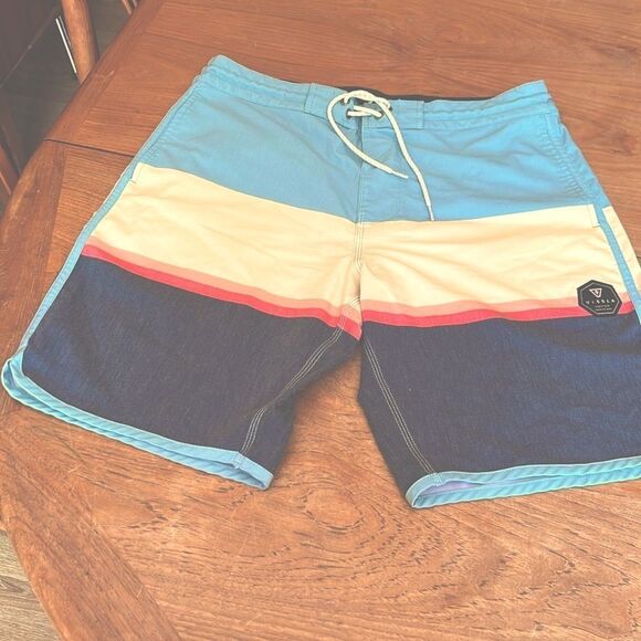 Vissla Board Shorts 32 - Picture 5 of 13